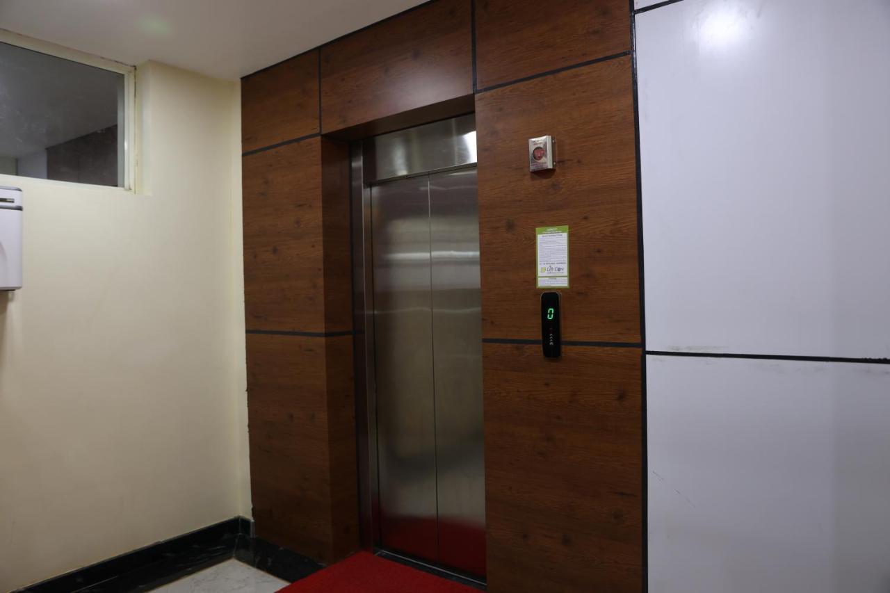 Sunshine International Boarding & Lodging Belur  Exterior foto