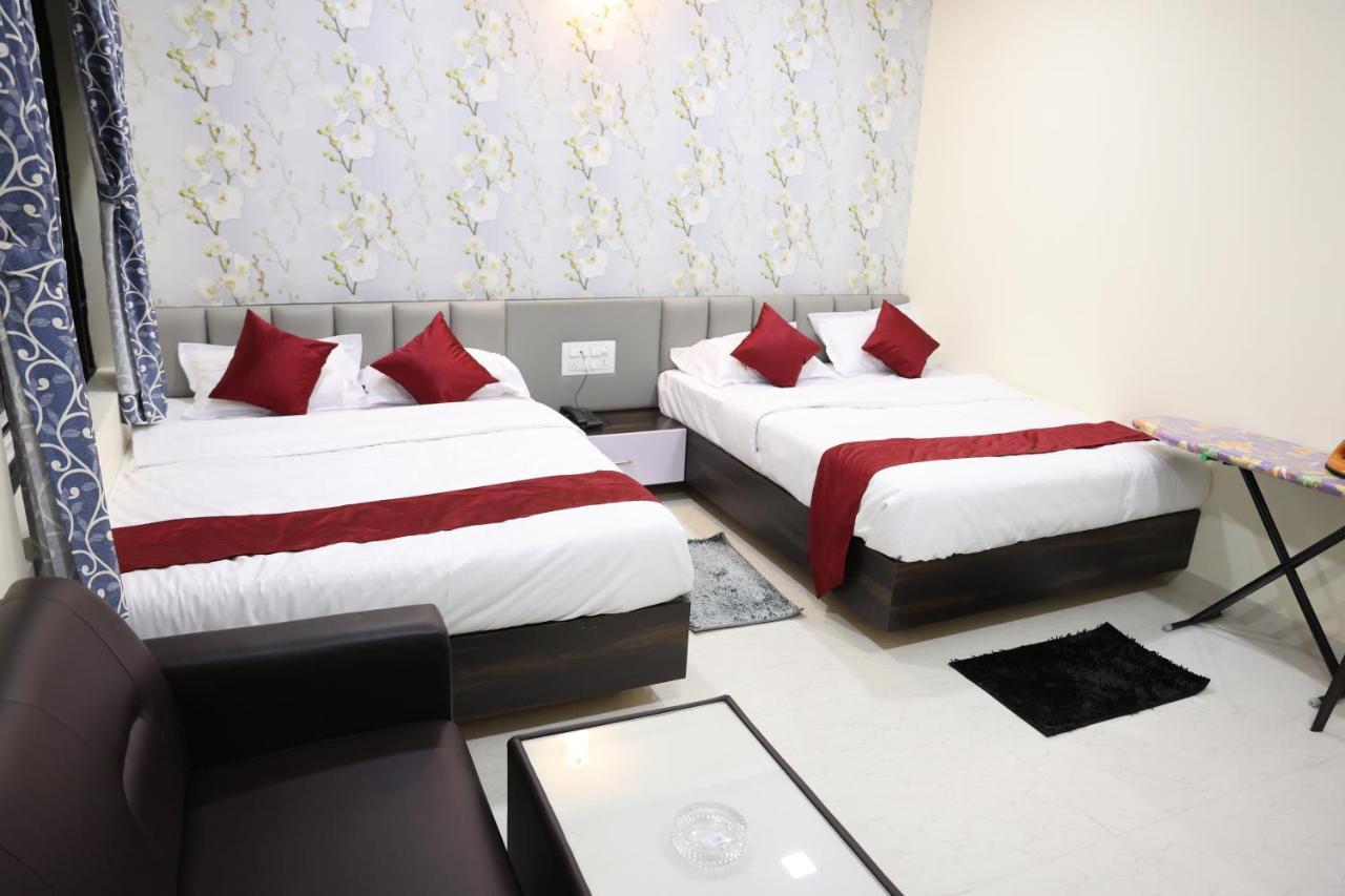 Sunshine International Boarding & Lodging Belur  Exterior foto