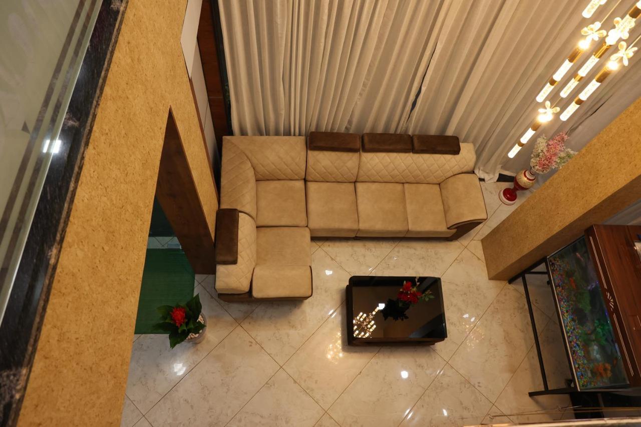 Sunshine International Boarding & Lodging Belur  Exterior foto