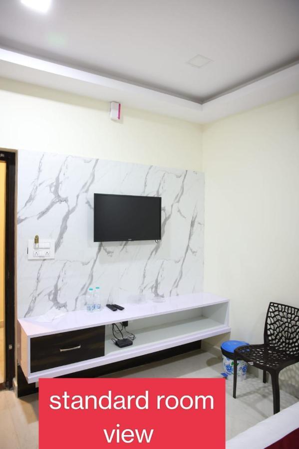 Sunshine International Boarding & Lodging Belur  Exterior foto