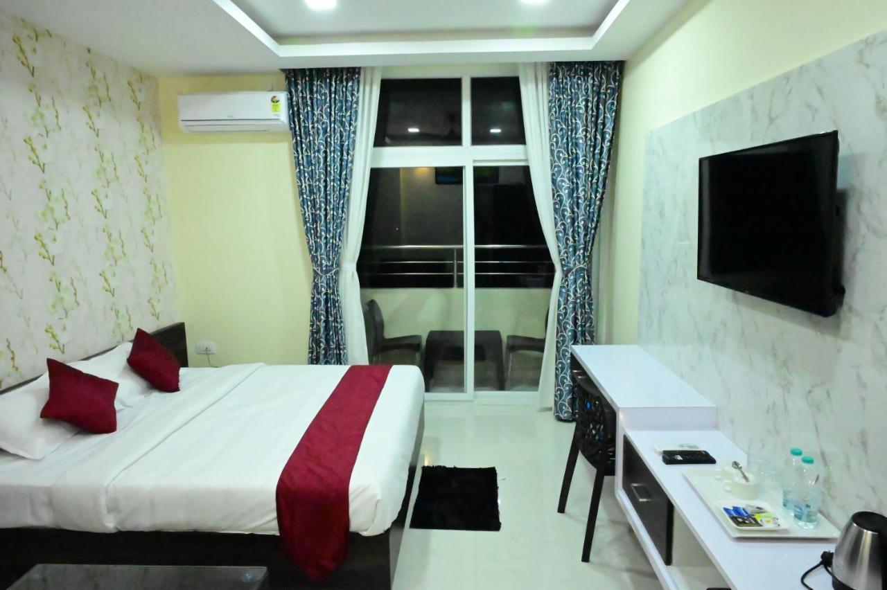 Sunshine International Boarding & Lodging Belur  Exterior foto